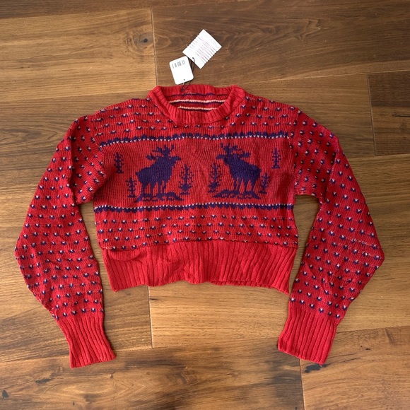 Urban Outfitters Sweaters - NWT UO Vintage Cropped Aspen Moose Holiday Sweater